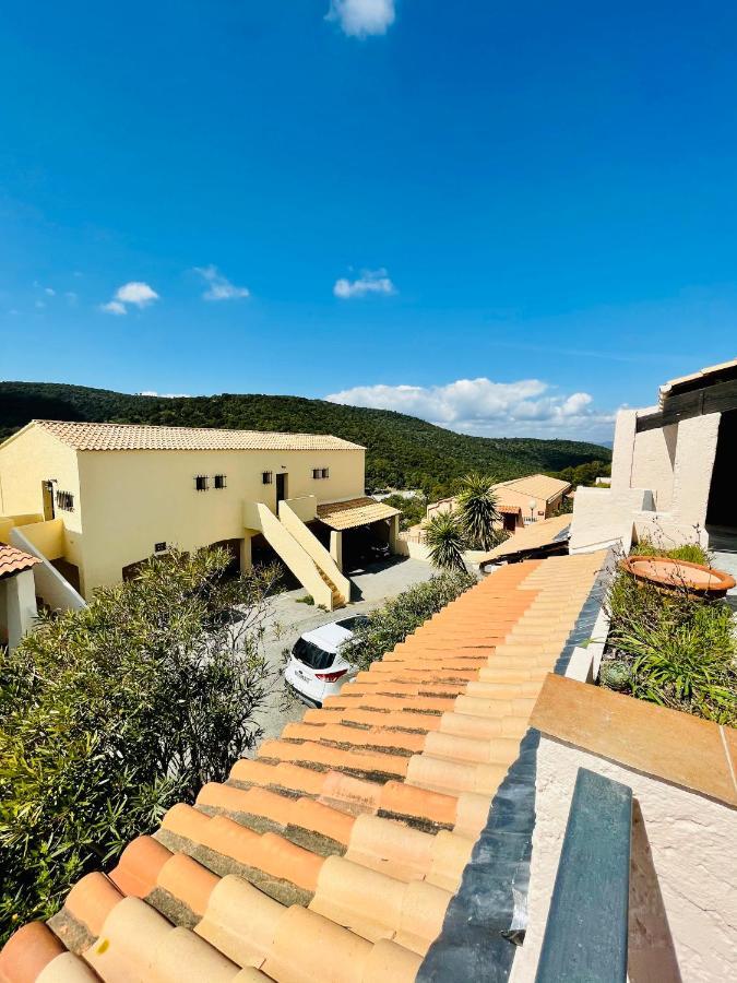 Superbe T2 Avec Vue Mer Et Piscine La Croix-Valmer Exterior photo