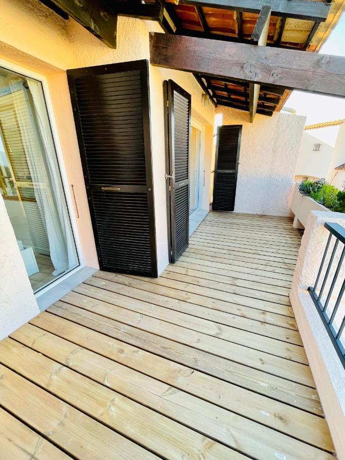 Superbe T2 Avec Vue Mer Et Piscine La Croix-Valmer Exterior photo